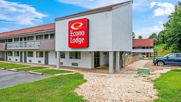 Esterni