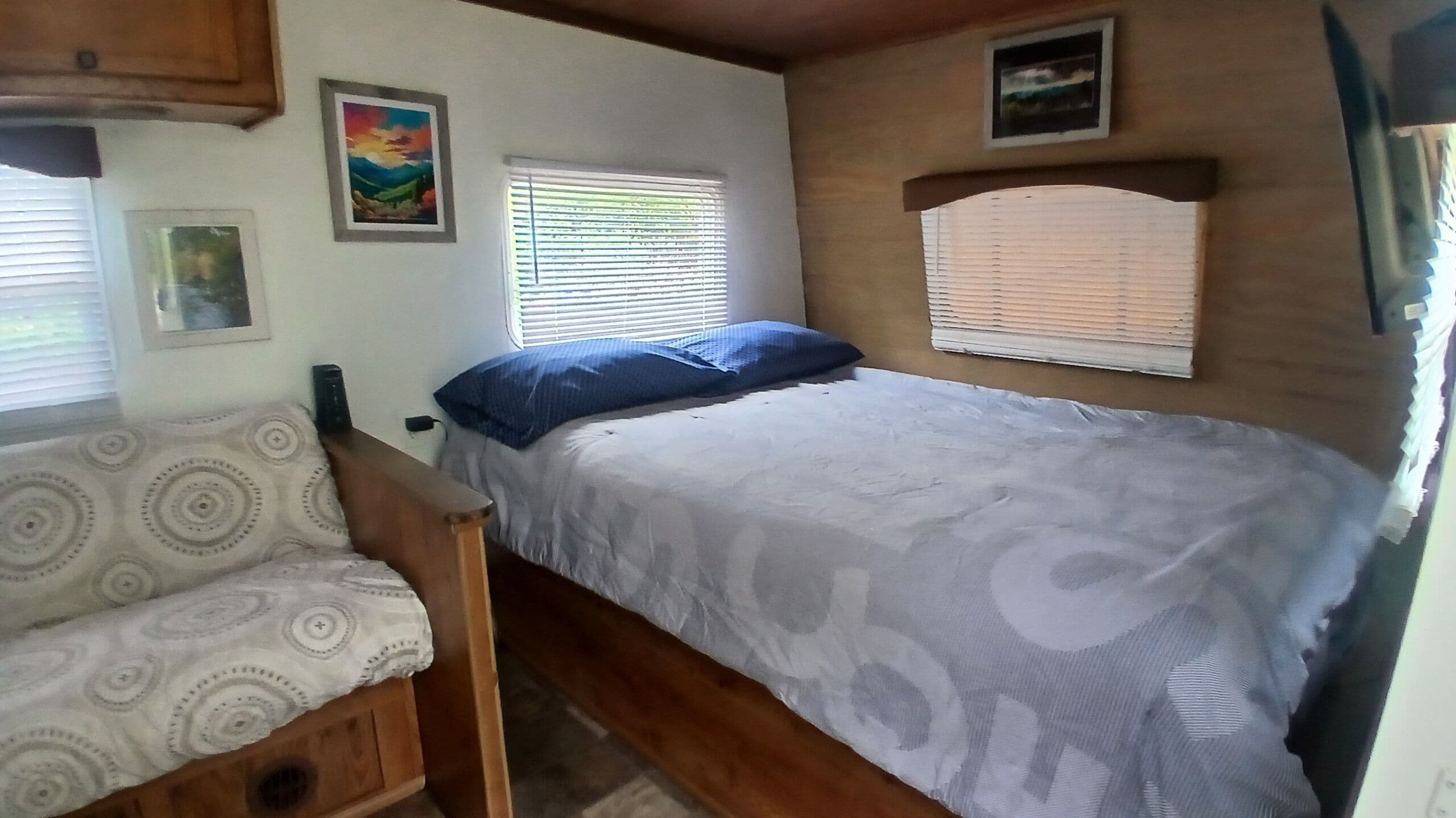 1 chambre, accès au Wi-Fi (inclus), literie fournie