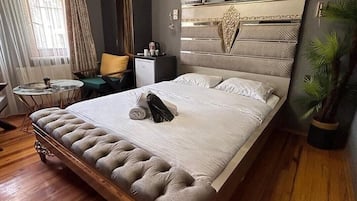 Comfort Double Room, Private Bathroom, Valley View | Laptop workspace, free WiFi