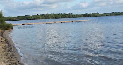 Maison familiale proche du Lac dans quartier calme