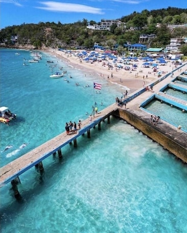 Beach. Charming studio in beautiful Aguadilla with AC