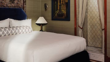 Luxury Suite