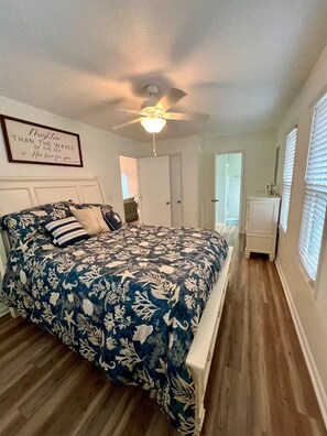 3 間睡房、Wi-Fi、床單