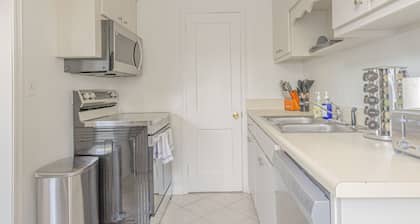 MidTown Flats Suite A1