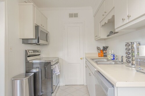 MidTown Flats Suite A1