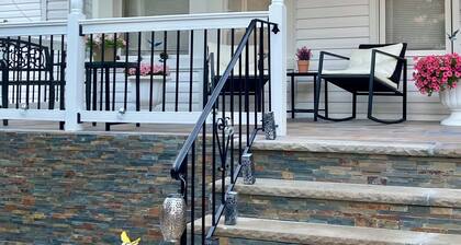 Charming 2-BR APT in a Private House - 2nd Floor with On-site Parking