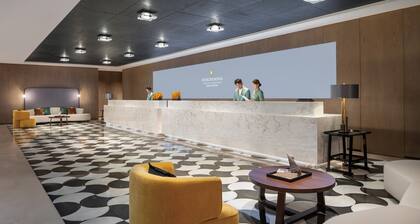 Intercontinental Zhengzhou Zhengdong, by IHG