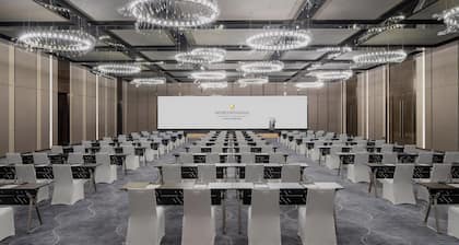 Intercontinental Zhengzhou Zhengdong, by IHG