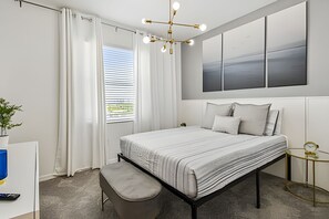 3 chambres, fer et planche à repasser, draps fournis