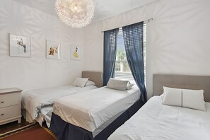 4 bedrooms, desk, iron/ironing board, travel cot