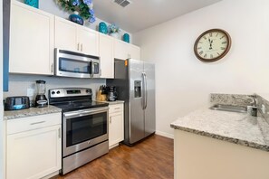 Fridge, microwave, oven, dishwasher