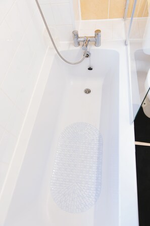 Hair dryer, towels, soap, shampoo