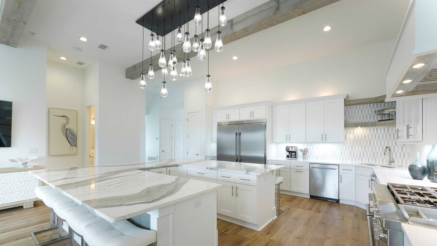 Sleeps 39 2 Luxe Homes w/ Free Golf Cart, Private Pool+spa 3 Blocks to Beach