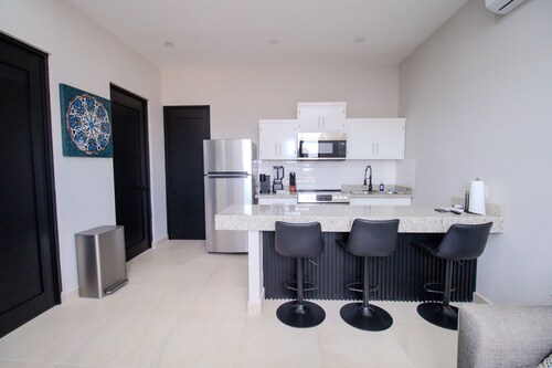 Charming 2-bedroom apartment with AC, WiFi in wonderful Puerto Peñasco