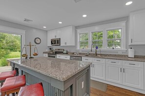Fridge, microwave, oven, stovetop - East River Views - Renovated 1905 house- 3 Bedrooms, 3.5 baths (Foster)