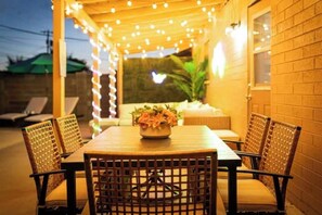 Outdoor dining