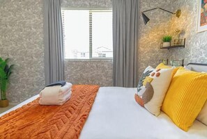 4 chambres, fer et planche à repasser, lit parapluie, Wi-Fi gratuit