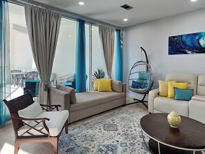 Condo (1 Bedroom) | Property amenity
