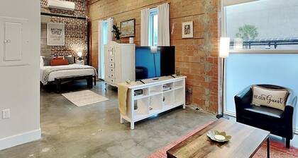 Tremont Meilleur 104 by Ryson Vacation Rentals