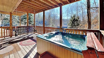 Studio (2 Bedrooms) | Property amenity