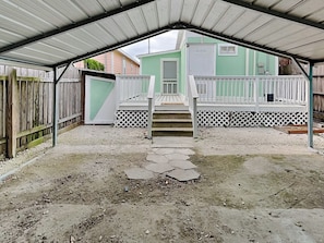 House (1 Bedroom) | Property amenity