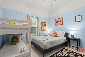 House (2 Bedrooms) | Property amenity