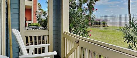 Condo (1 Bedroom) | Terrace/patio