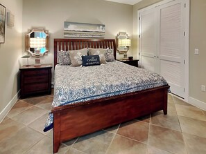 Condo (2 Bedrooms) | Property amenity