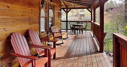 Scooter Bears Den by Jackson Mountain Rentals