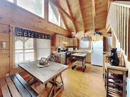 Studio (2 Bedrooms) | Property amenity