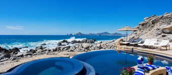 Casa Luna - Exclusive Oceanfront Villa with Unmatched Luxury in Los Cabos