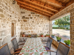 Área de parrillas y picnic