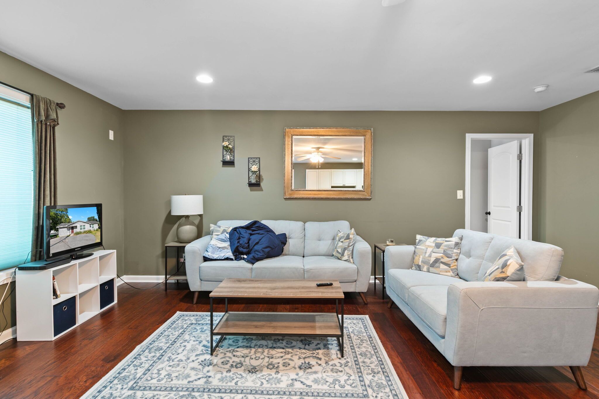 Fernseher, Arbeitsbereiche