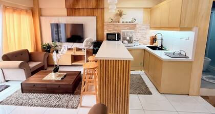Across Burnham Park Baguio Transient- 2BR Unit G