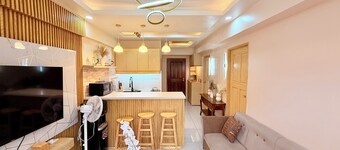 Across Burnham Park Baguio Transient- 2BR Unit G