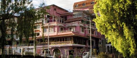 Façade de lâhĂ©bergement