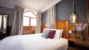 Habitación Deluxe | Ropa de cama hipoalergénica y escritorio