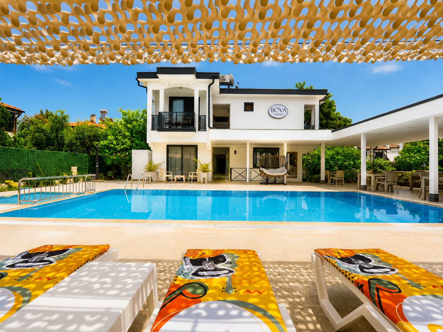 Seasonal outdoor pool