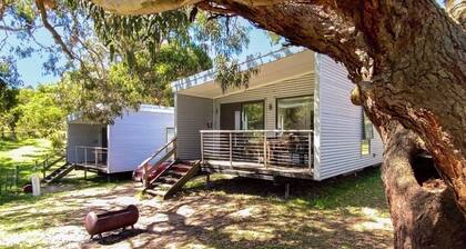 FDE 4 - FAMILY DELUXE 2 BEDROOM CABIN