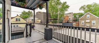 Beautiful duplex in the heart of bucktown.