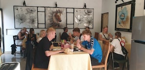 Spiseområde på rommet