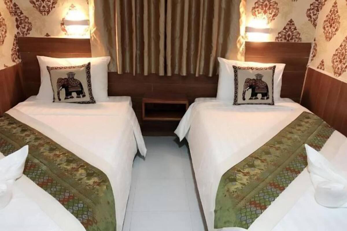 In-room safe, free WiFi
