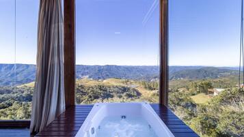 Basic Chalet | Interior