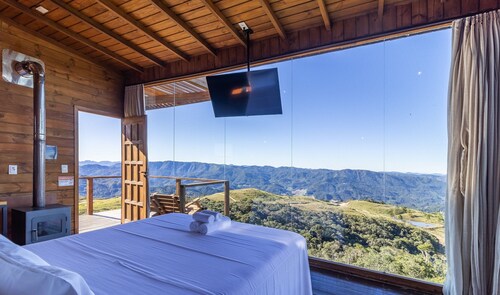 Linda cabana com jacuzzi VST004