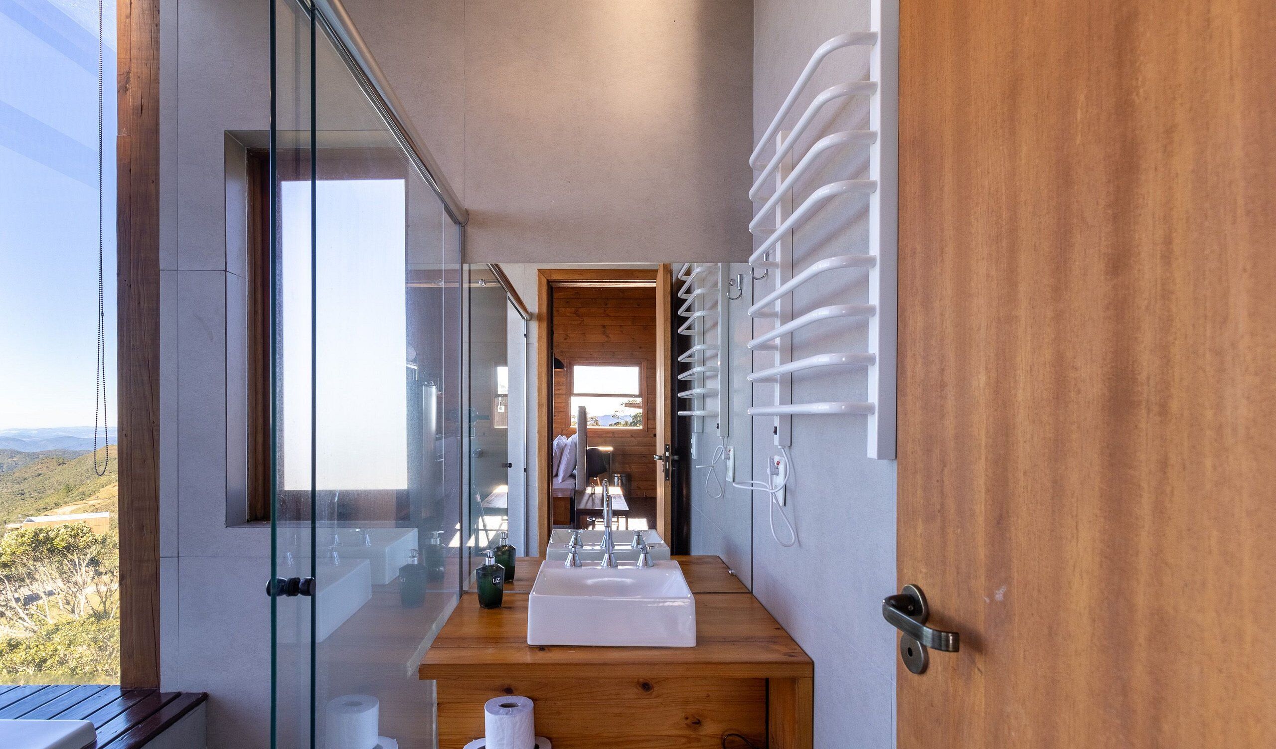 Basic Chalet | Bathroom