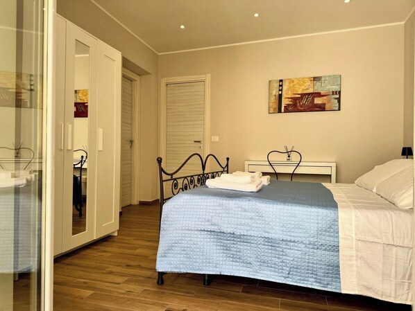 1 soverom, wi-fi (inkludert) og sengetøy