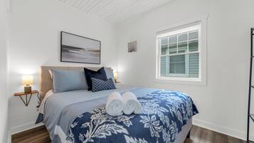 2 bedrooms, iron/ironing board, travel crib, free WiFi
