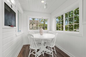 تناول الطعام