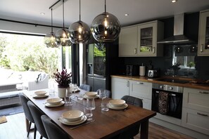Microwave, oven, dishwasher