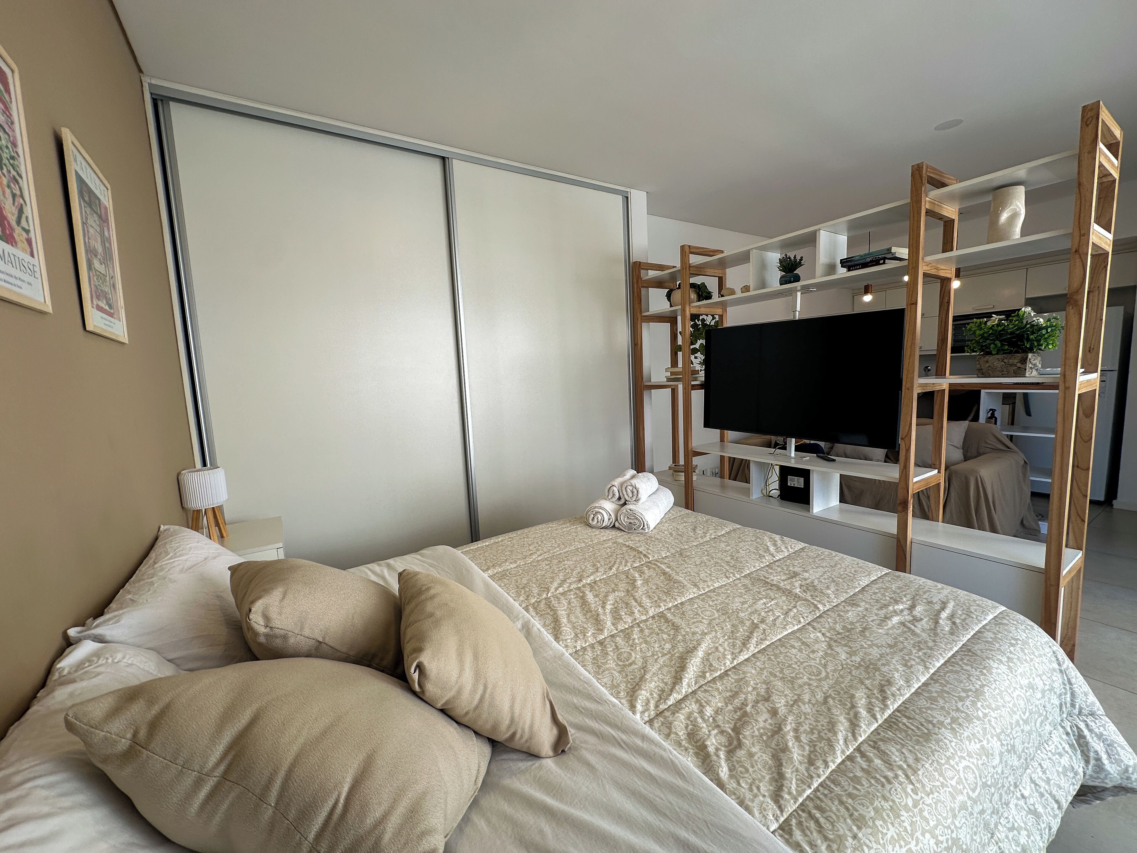 Studio, Balcony, City View | Free WiFi